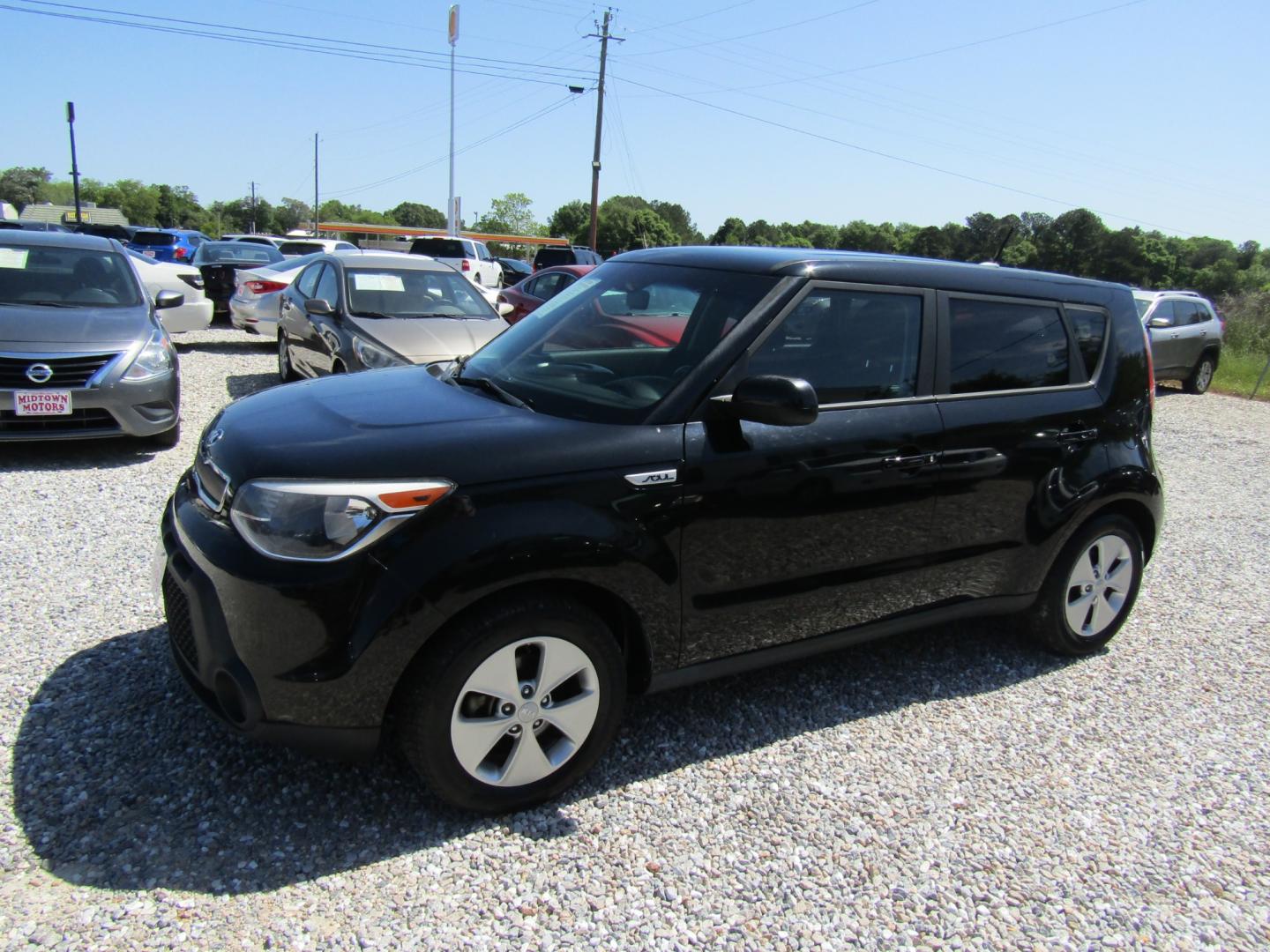 2016 Black /Gray Kia Soul (KNDJN2A29G7) with an 4 CYL engine, Automatic transmission, located at 15016 S Hwy 231, Midland City, AL, 36350, (334) 983-3001, 31.306210, -85.495277 - Photo#2